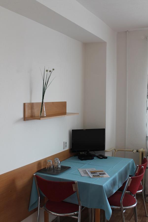 Hostel Turist Zvolen Buitenkant foto