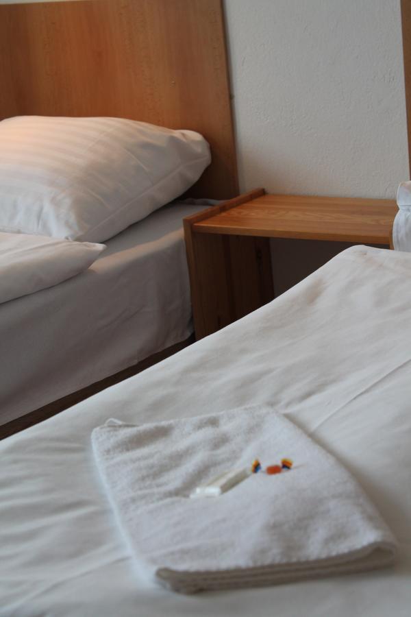 Hostel Turist Zvolen Buitenkant foto